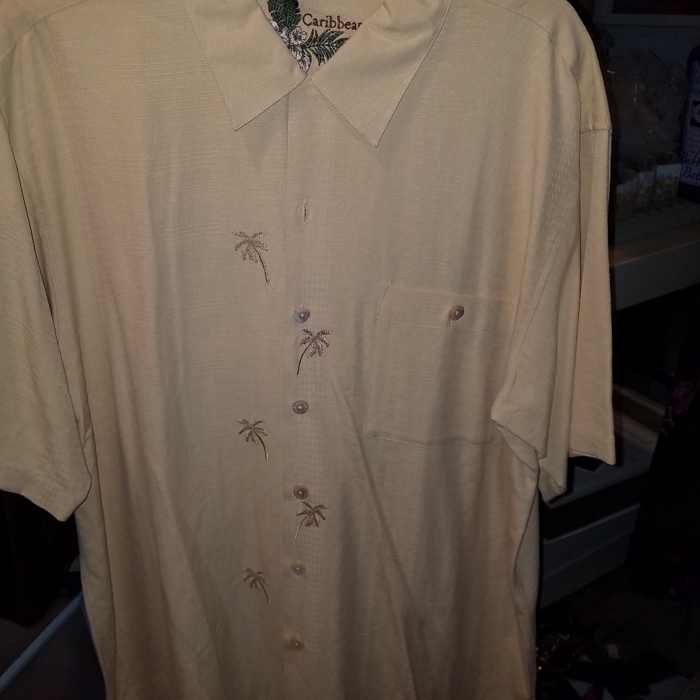 Caribbean 100% silk mens shirt size L NWOT